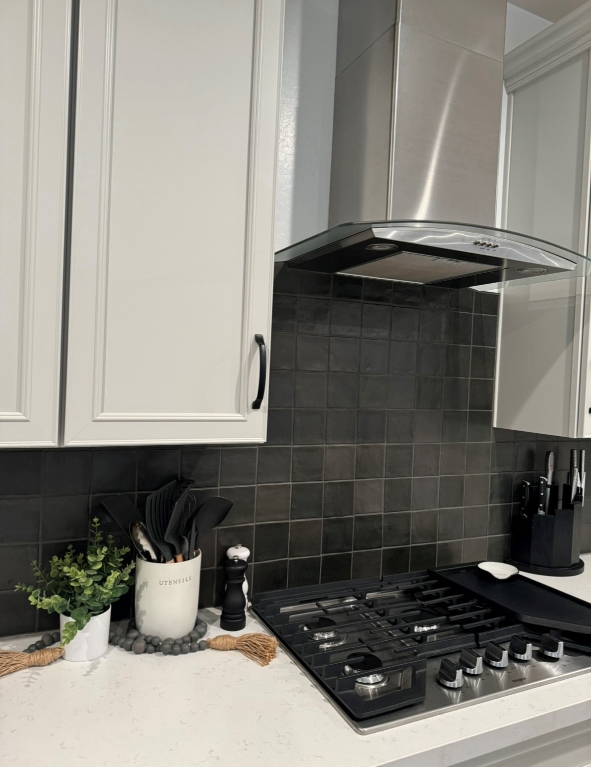 Installed this beautiful bold backsplash by Bedrosians to give this kitchen the perfect refresh! [TWD Project Location: Litchfield Park, AZ]