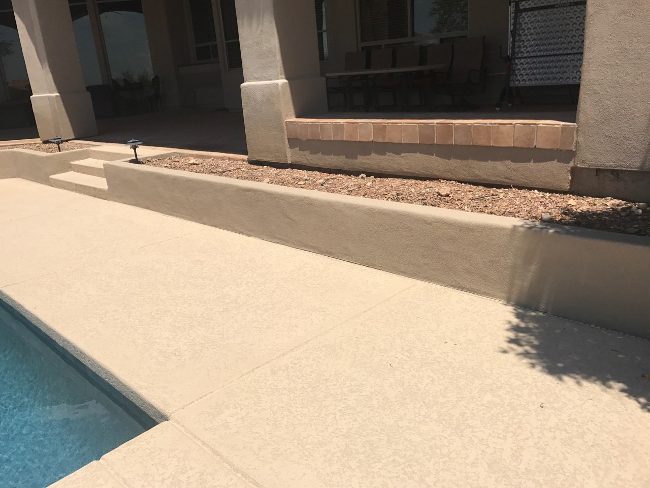 Stucco is an ideal solution for updating your retaining walls, flower bed surrounds, outdoor kitchens, barbeque areas and more. [TWD Project Location: Scottsdale, AZ]